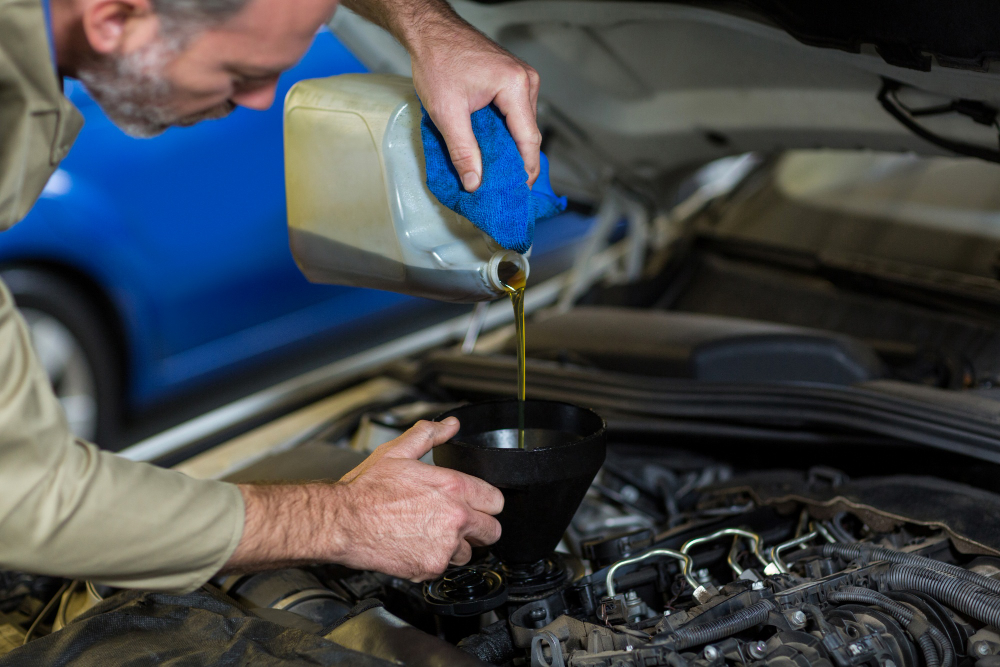 Descubra agora como reduzir o consumo de óleo do motor e evitar prejuízos